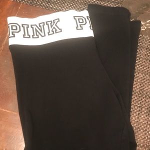 Victoria’s Secret Pink Yoga leggings, size Large.
